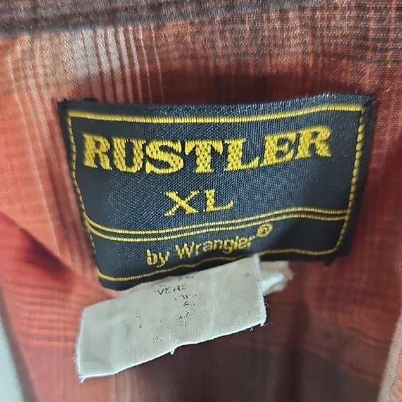 Wrangler Rustler XL Plaid Shirt in Red and Brown - Picture 2 of 4